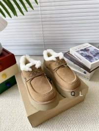 Picture of UGG Shoes _SKUUGGsz35-40LL120419744